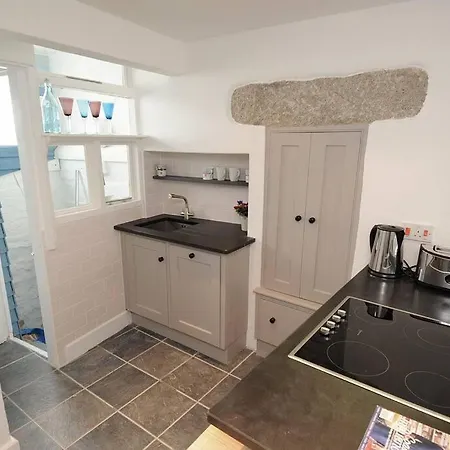 Blue Sails Cottage, St Ives (Cornwall)